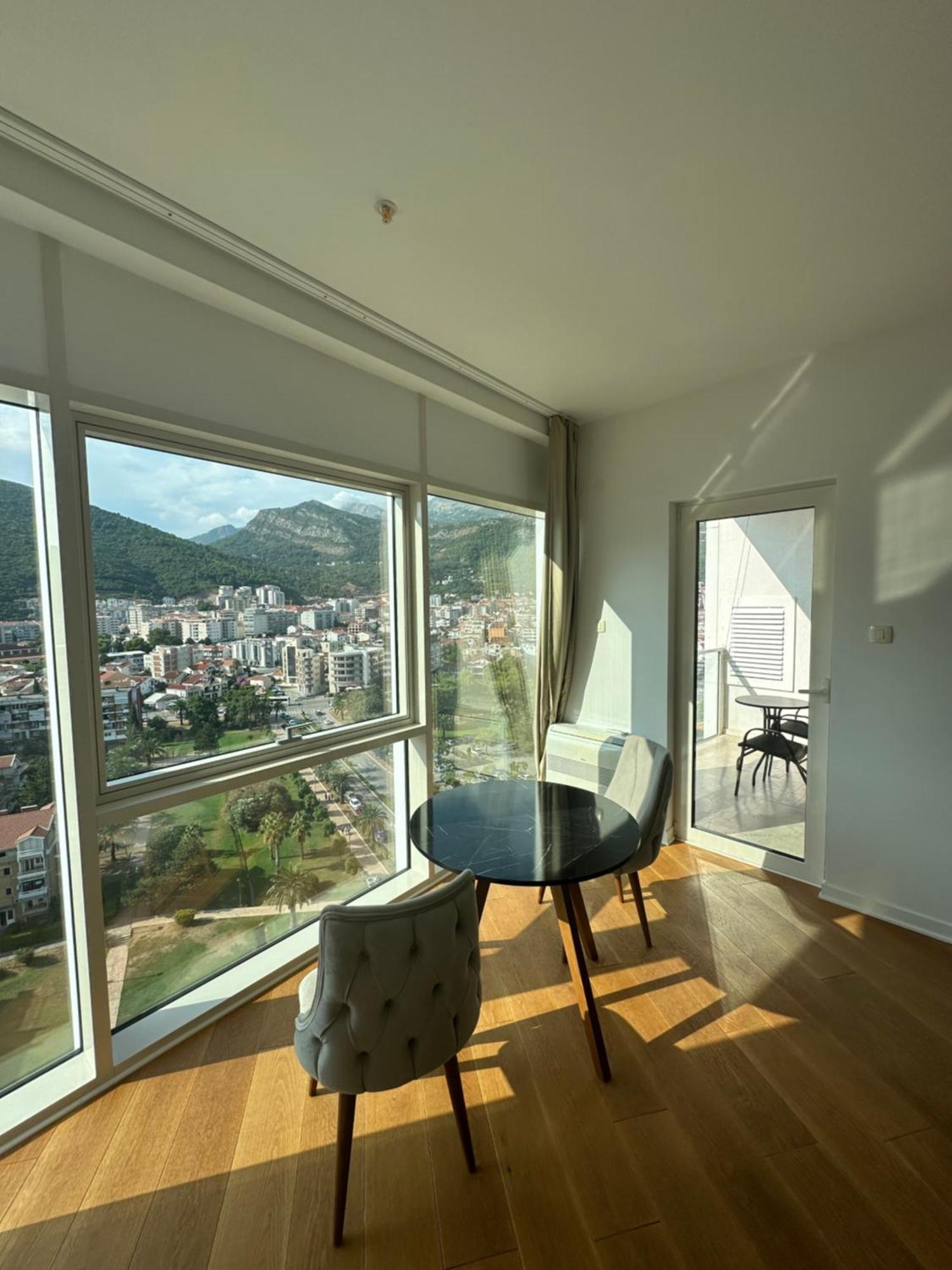 Tc Big Apartments 布德瓦 外观 照片
